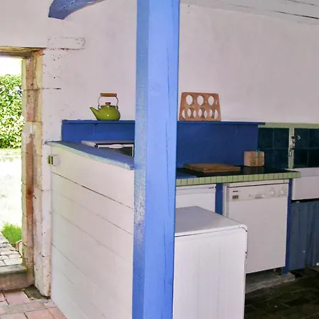 Maison Spacieuse Avec Piscine Au Coeur De